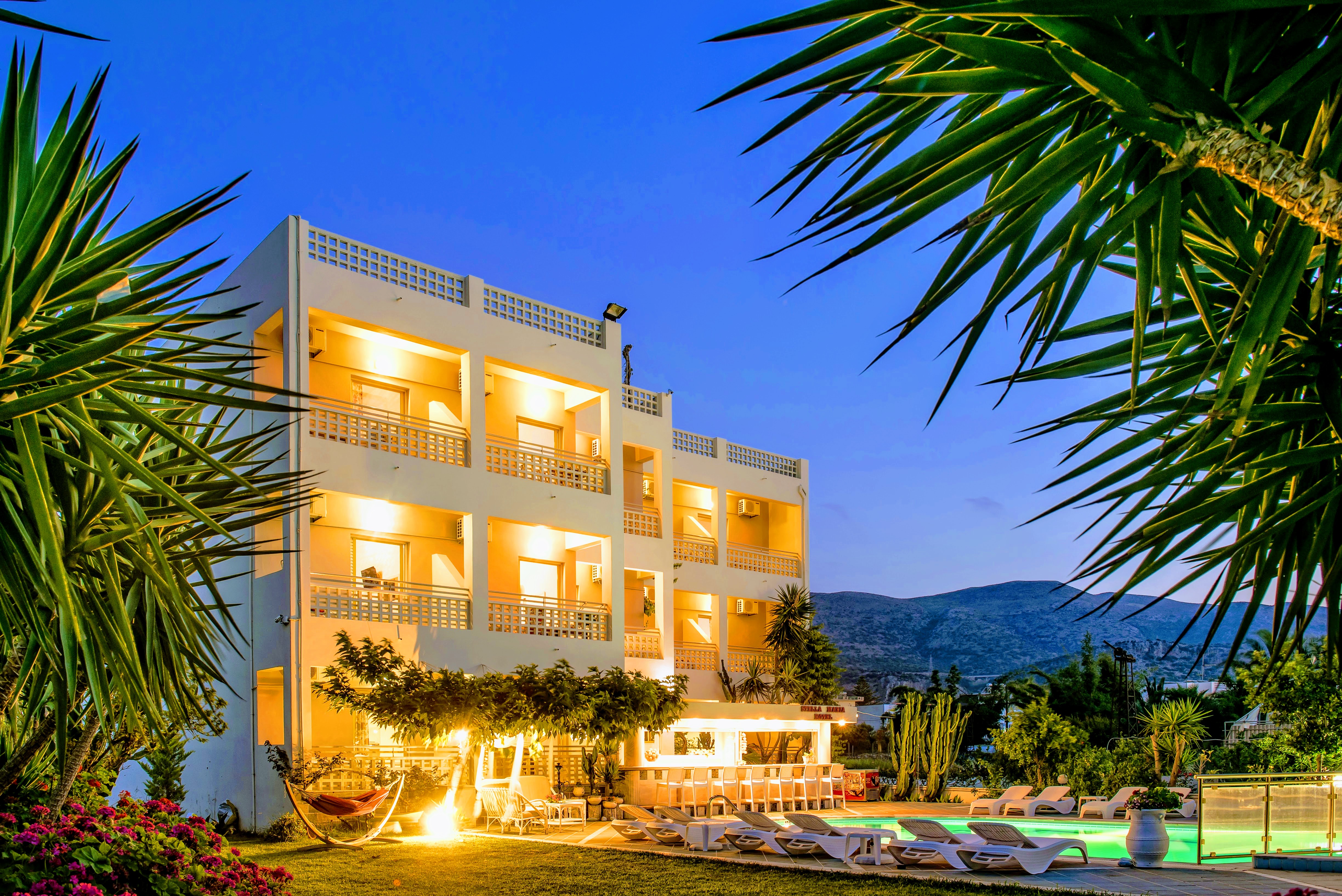 Stella Maria Hotel & Suites 2/50