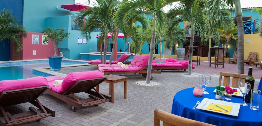 The Ritz Hostel 54/77