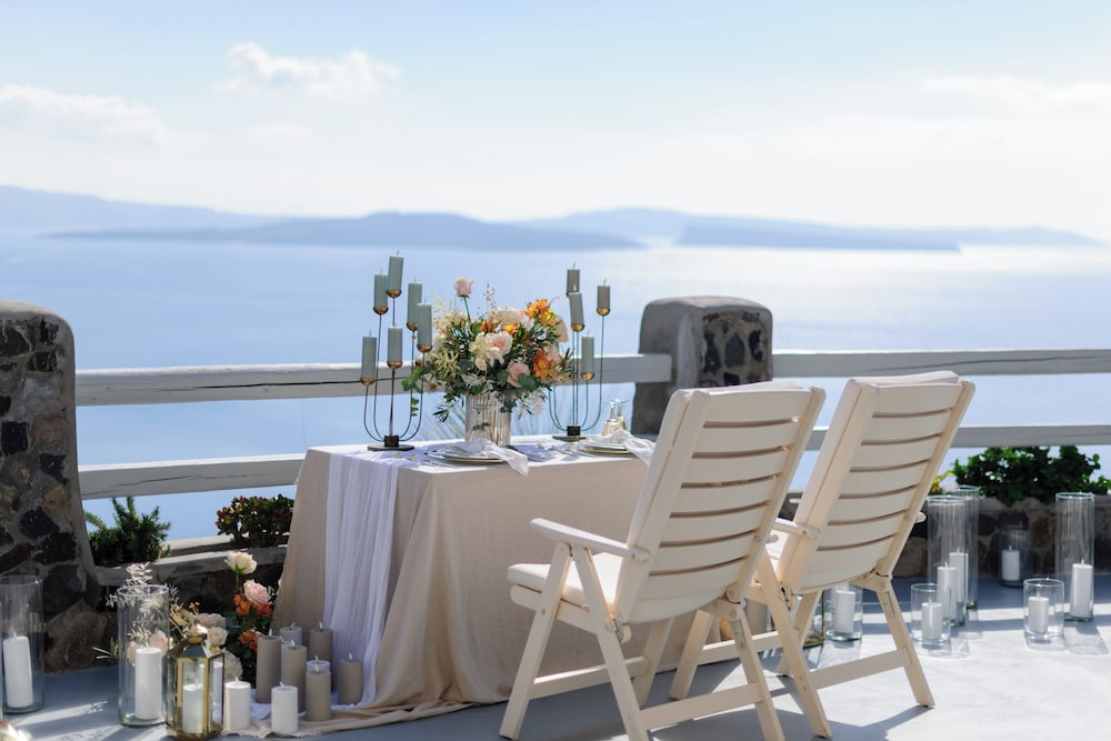 Thirea Suites and Studios - Adults Only 48/50