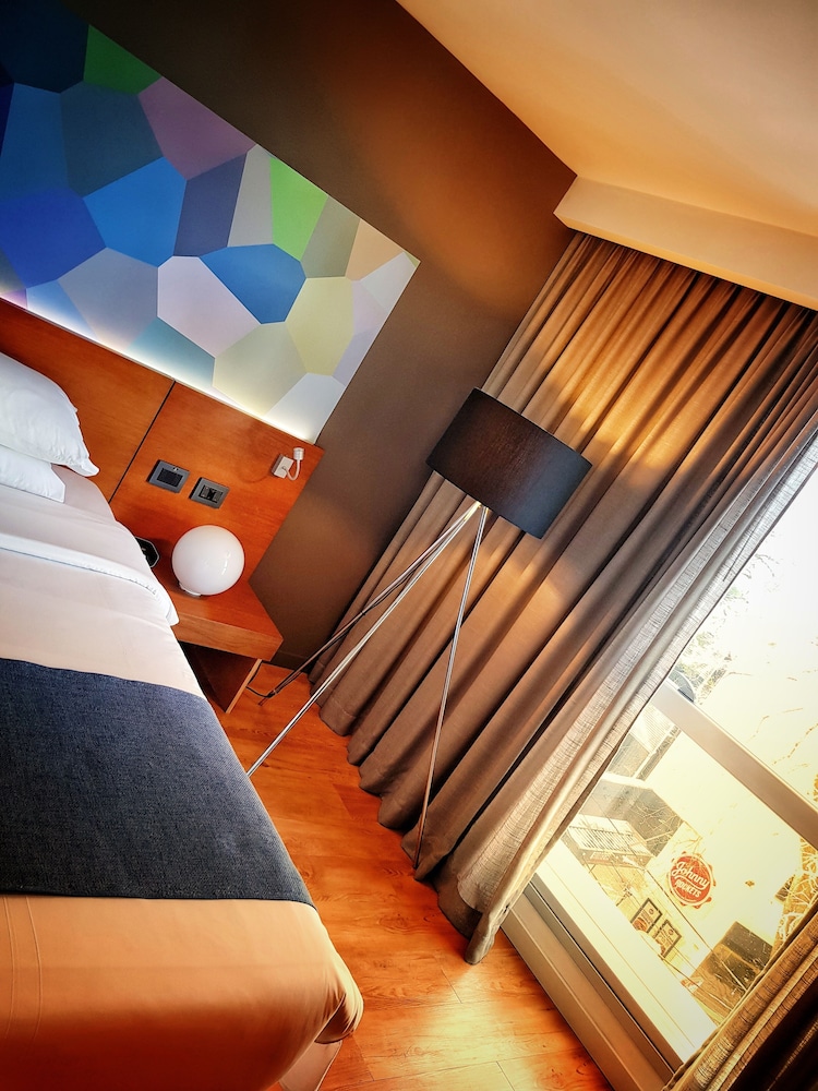 BIT Design Hotel 37/85