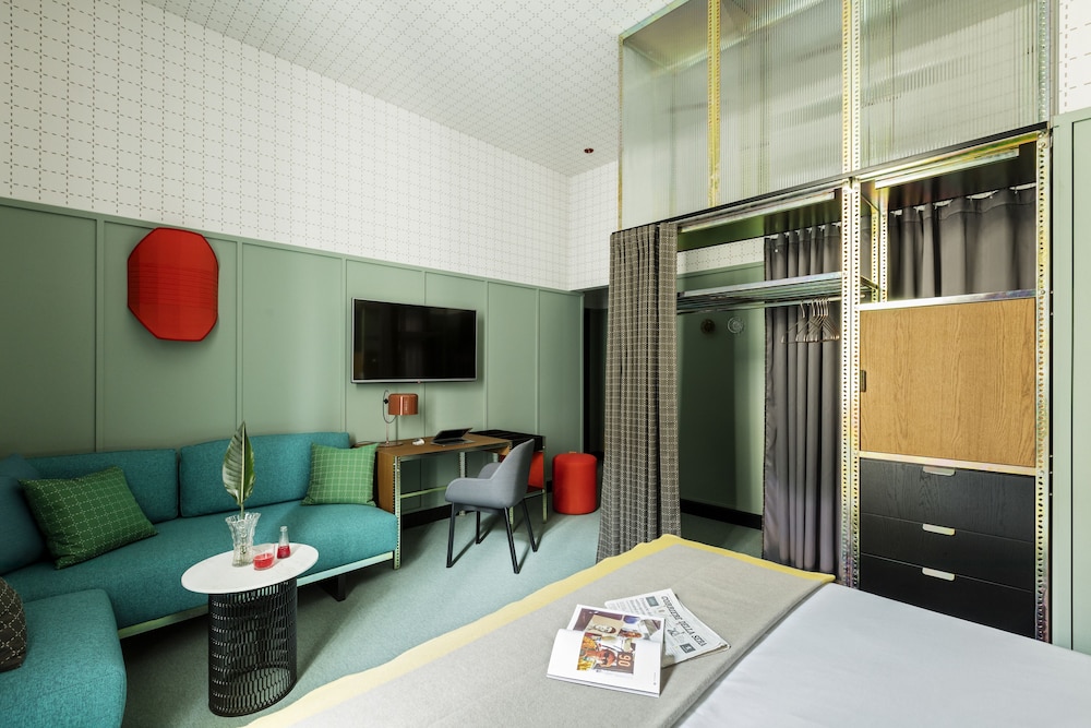 Room Mate Giulia 54/79