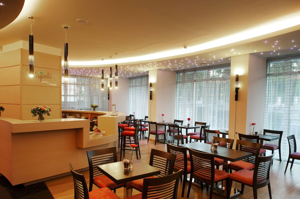 Restaurant-cafeteria