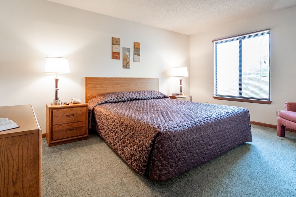 2 Bedrooms, Suite, Twin Beds, King Bed, 2 Sofa, Sauna