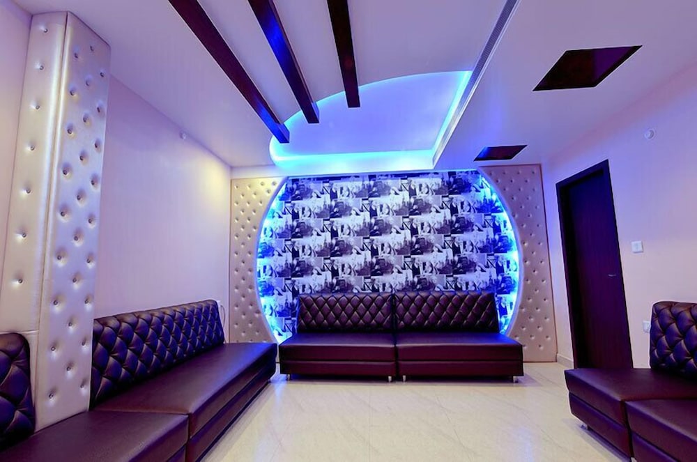 Hotel Kama International 28/40