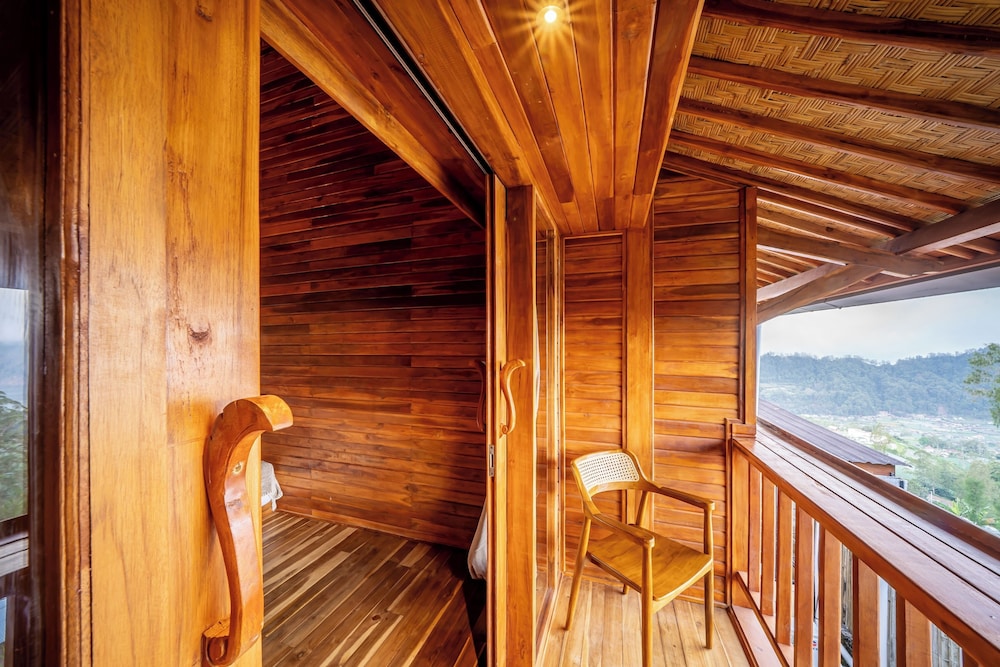 The Dewi Eco Bamboo Villa 42/58