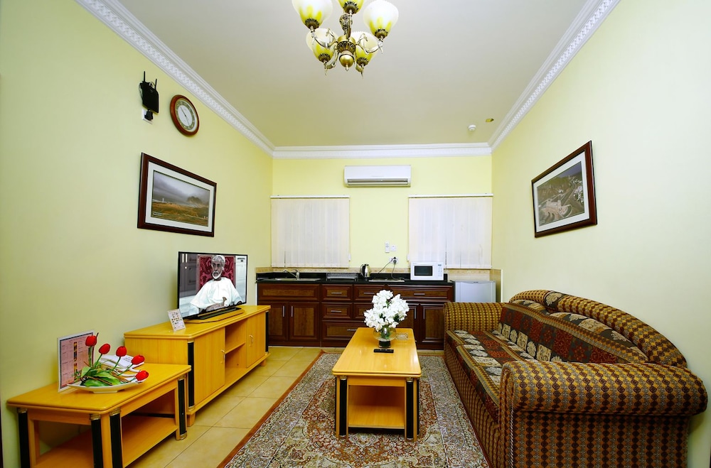 Muscat International Hotel 25/50