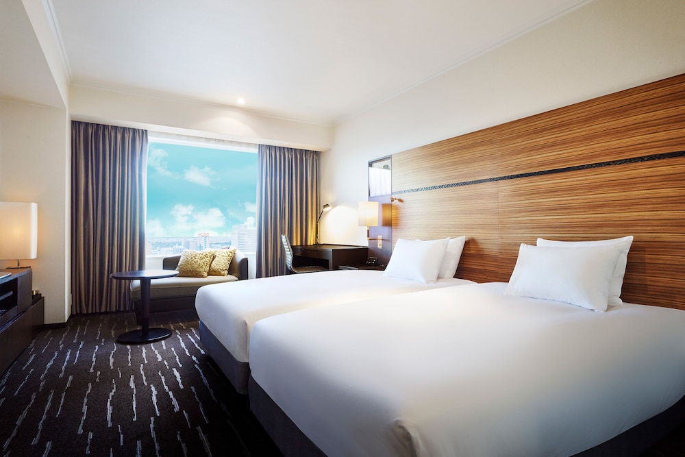 Ana Crowne Plaza Chitose 12/78
