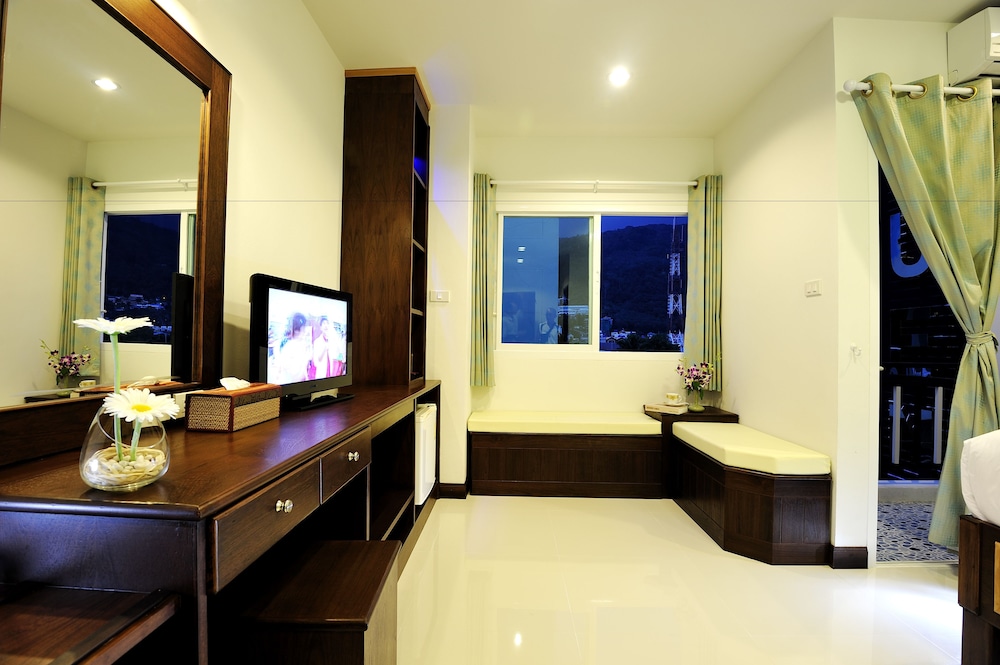 Ruen Buathong Boutique Guest House 63/64