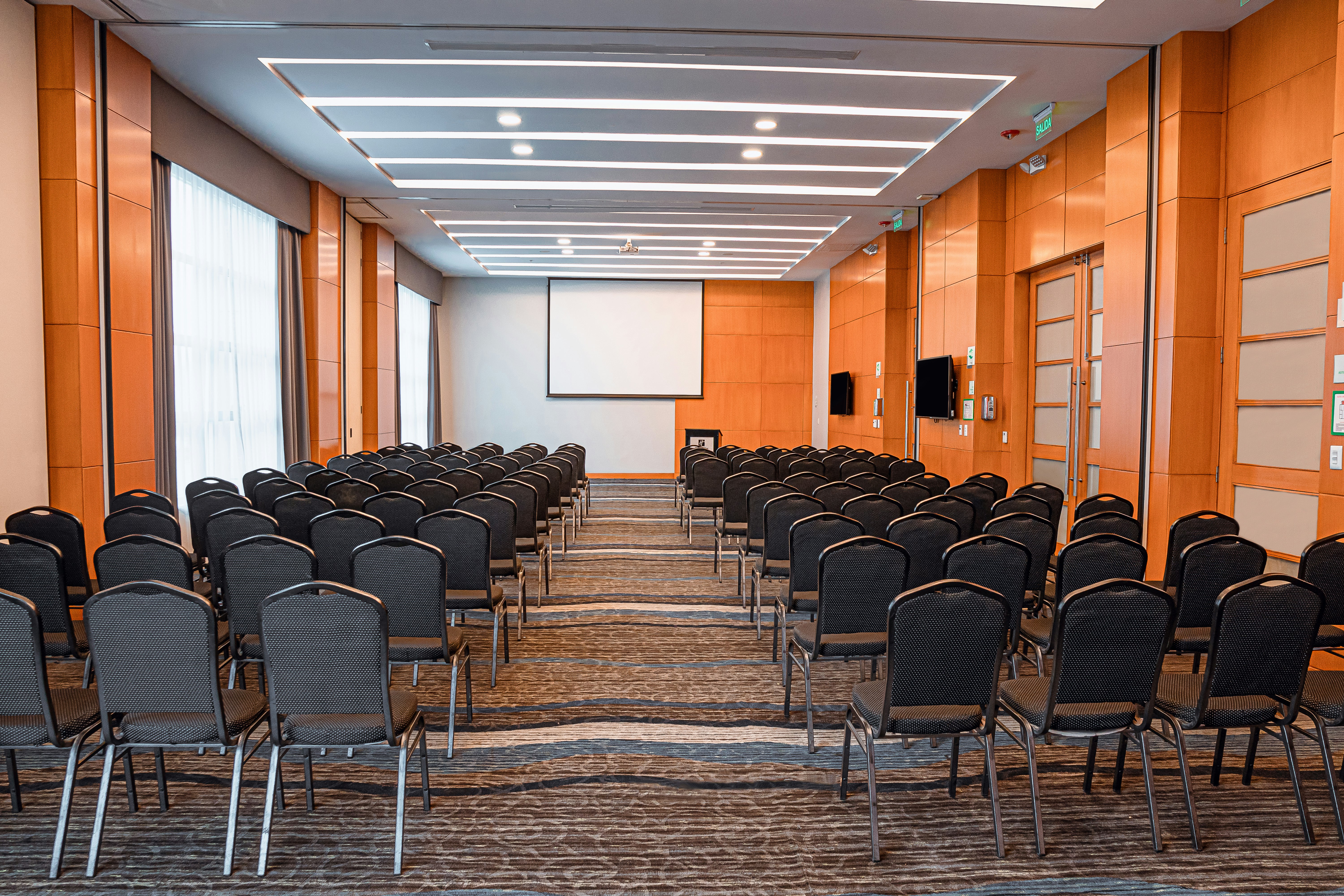 Holiday Inn Guayaquil Airport 68/78