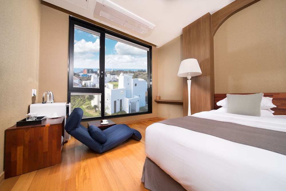 Libentia Hotel and Pool Villa 10/50