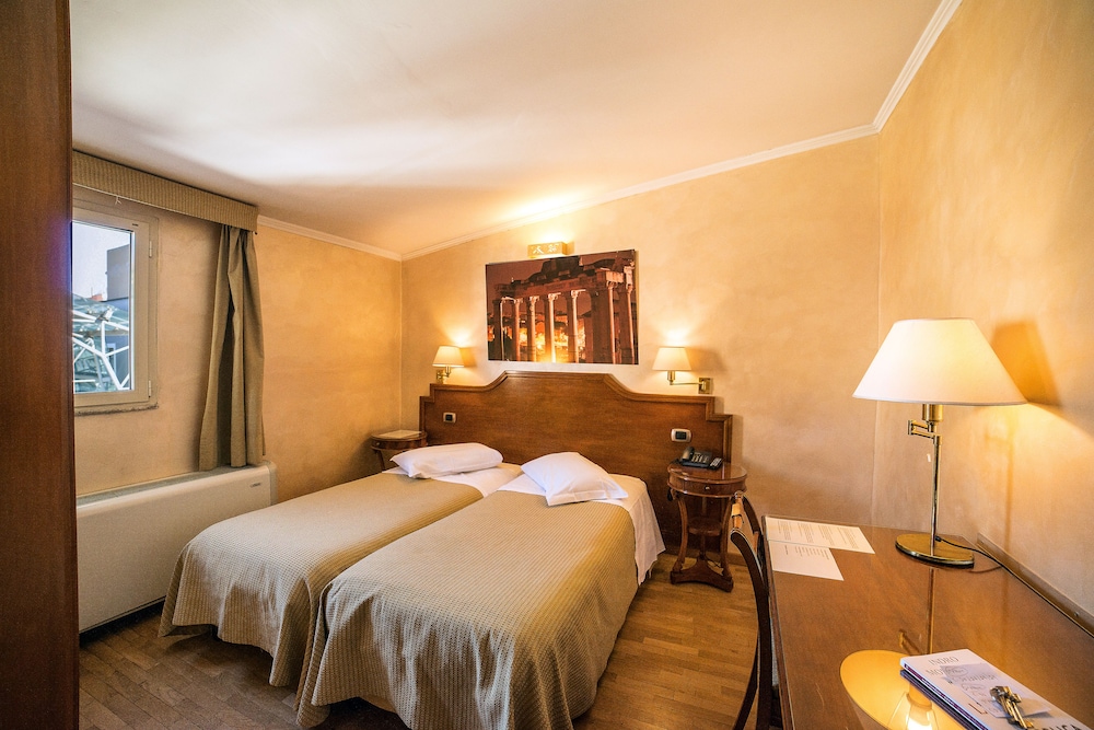 Hotel Kent Roma 11/63