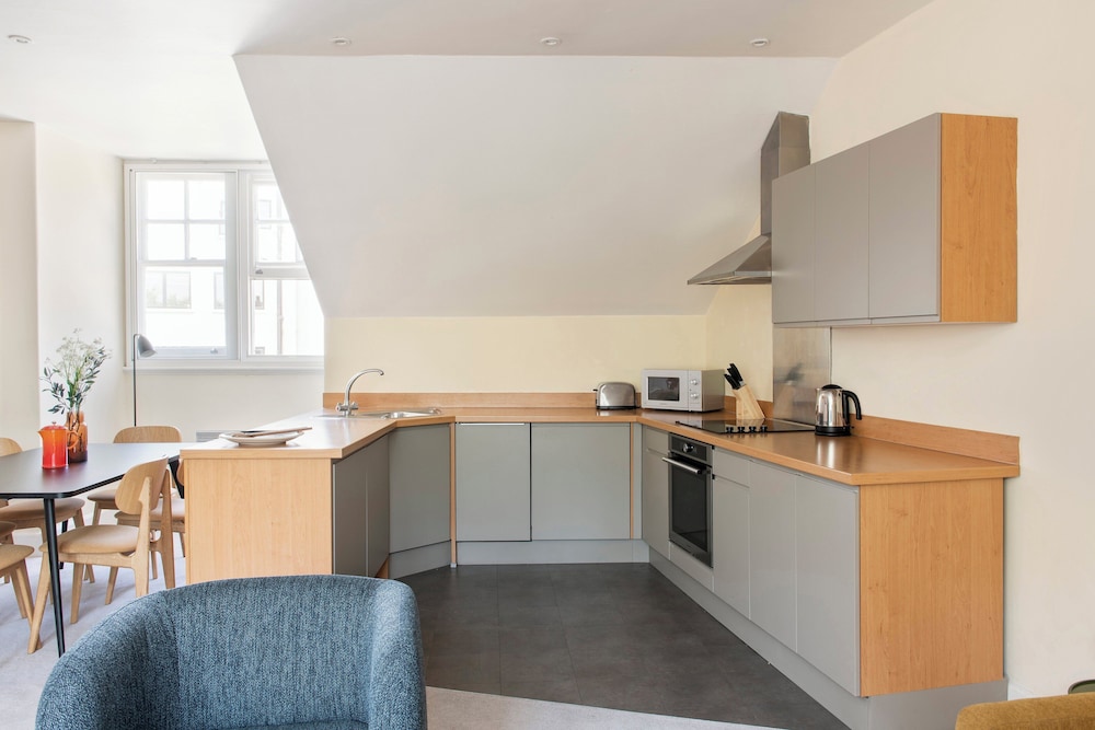 Cove West India House Harbourside (ex. Saco Bristol - West India House) 8/68