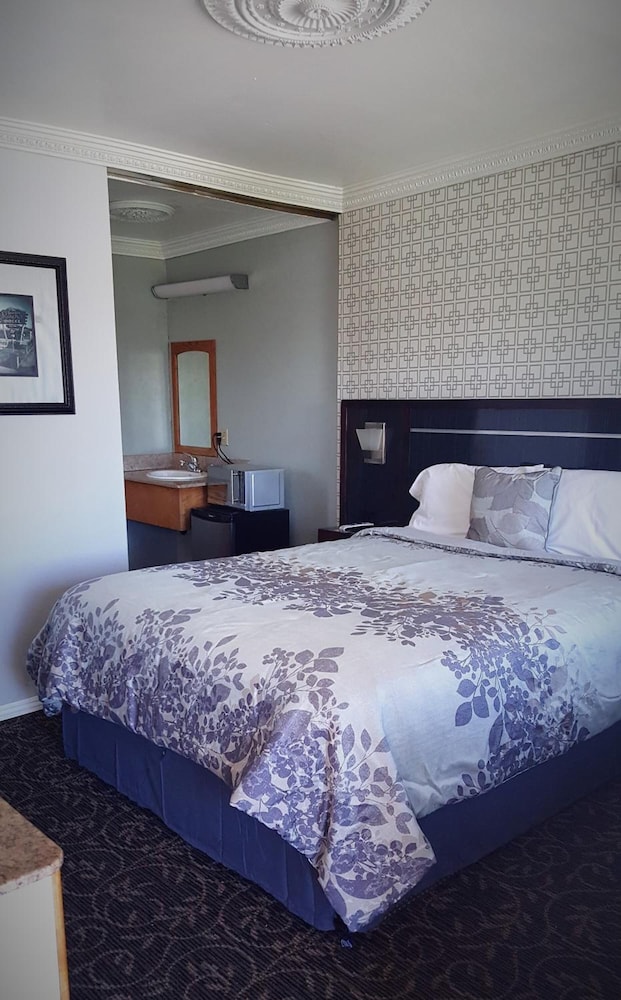 Best Budget Inn Fresno 13/28