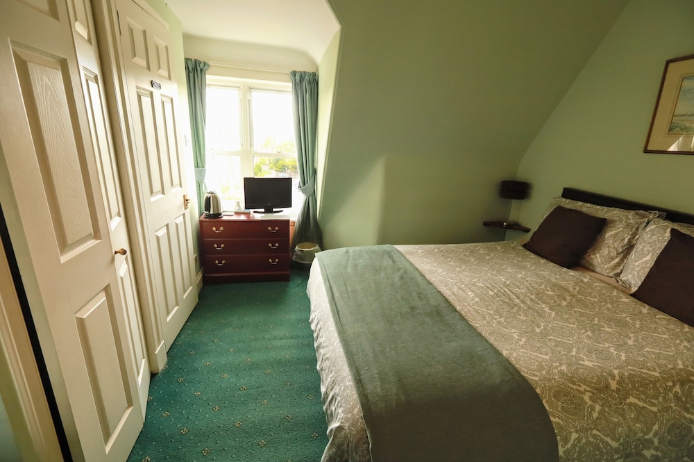 Airdenair Guest House 24/50