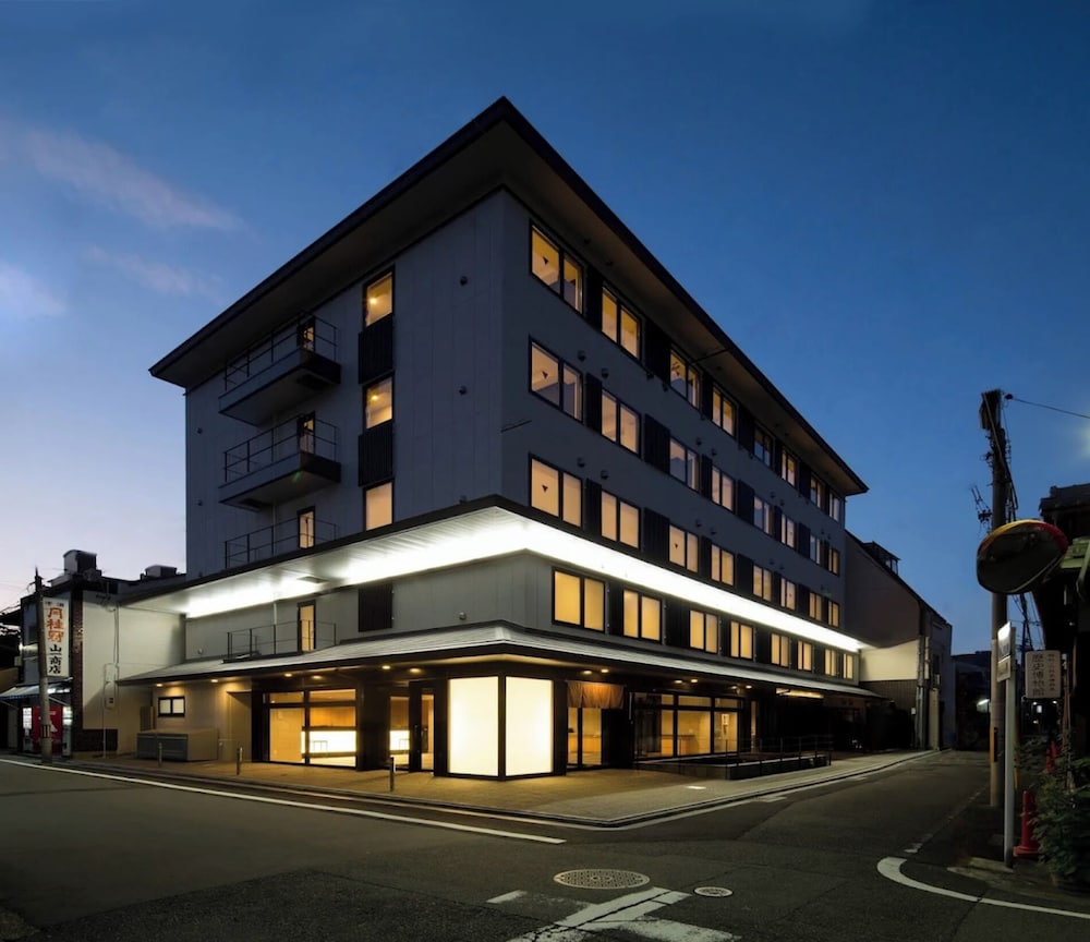Hotel Glad One Kyoto Shichijo by M’s 4/56