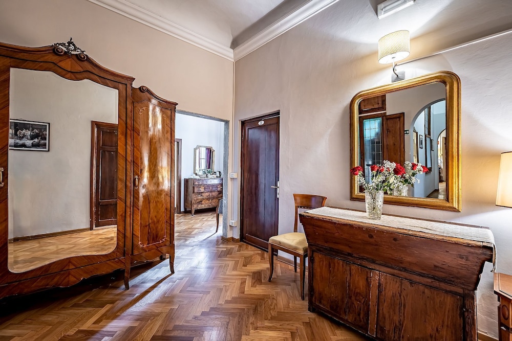 tourist house liberty