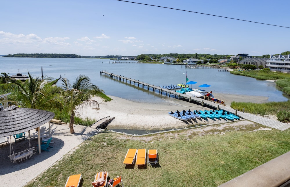 The Bay Resort 36/50