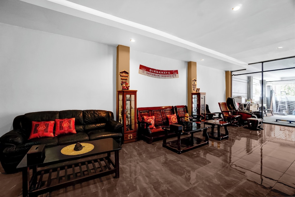 Hotel O near Ciputra World Surabaya formerly Darmo Residence 43/60
