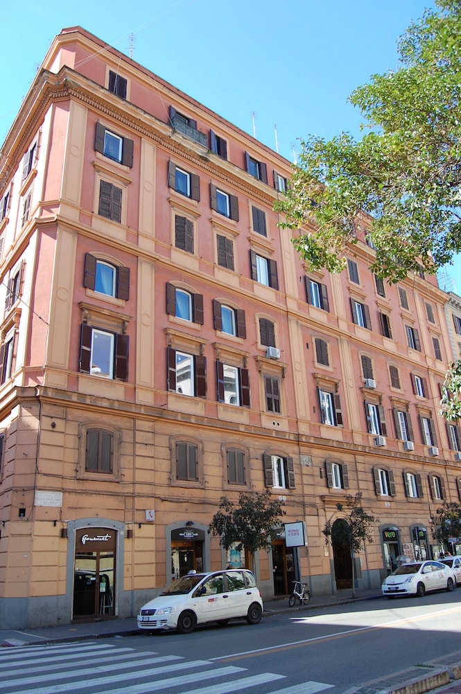 Colonna Luxury Suites 22/29