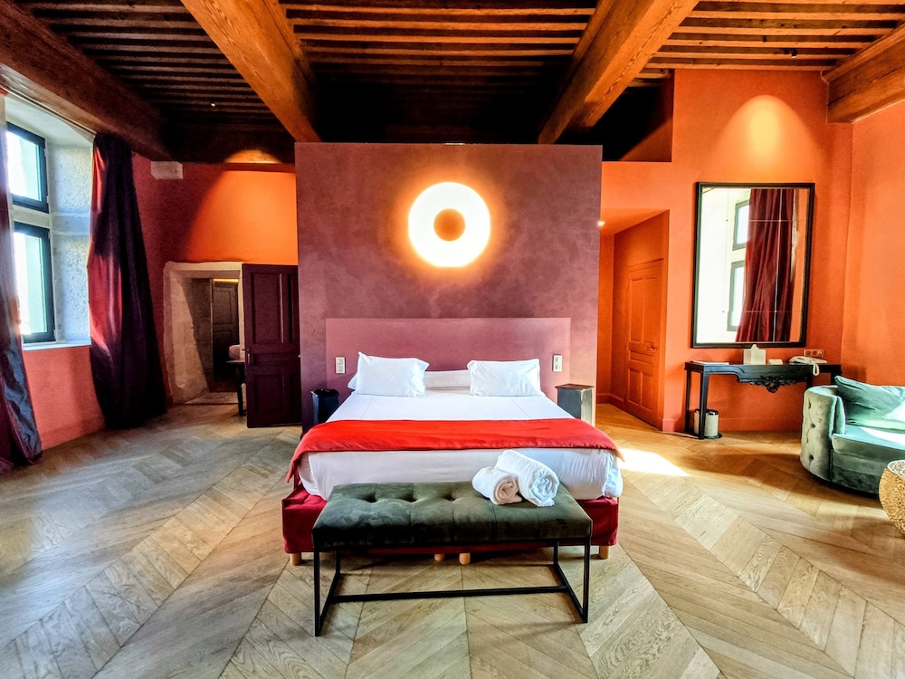 Les Chambres De La Renaissance 8/50