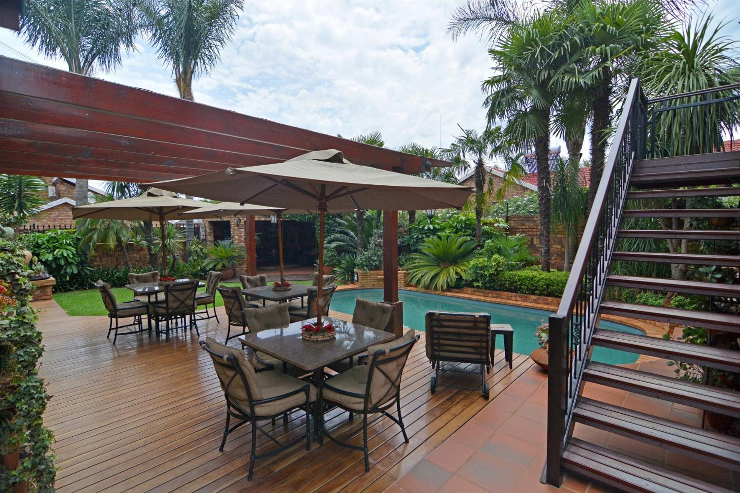 Africa House Guest House 10/23