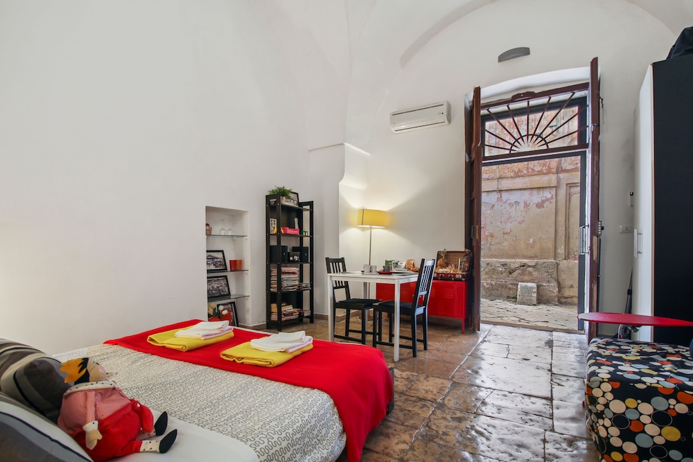 B&B Affittacamere Del Teatro 8/31