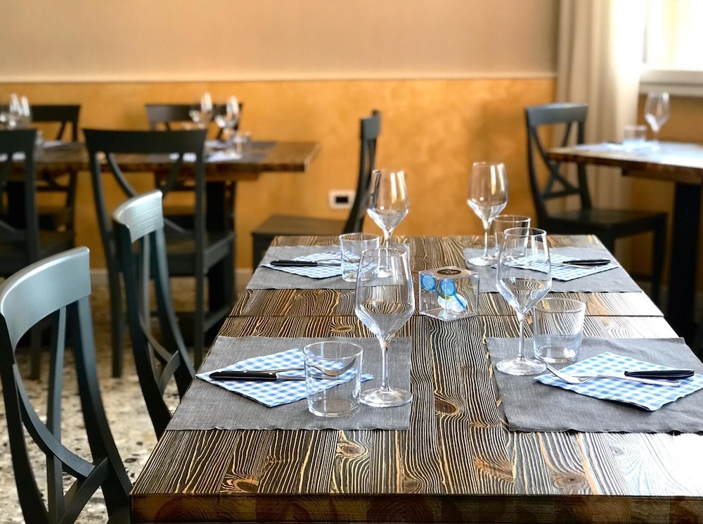 Antico Hotel Alle Acque 33/50