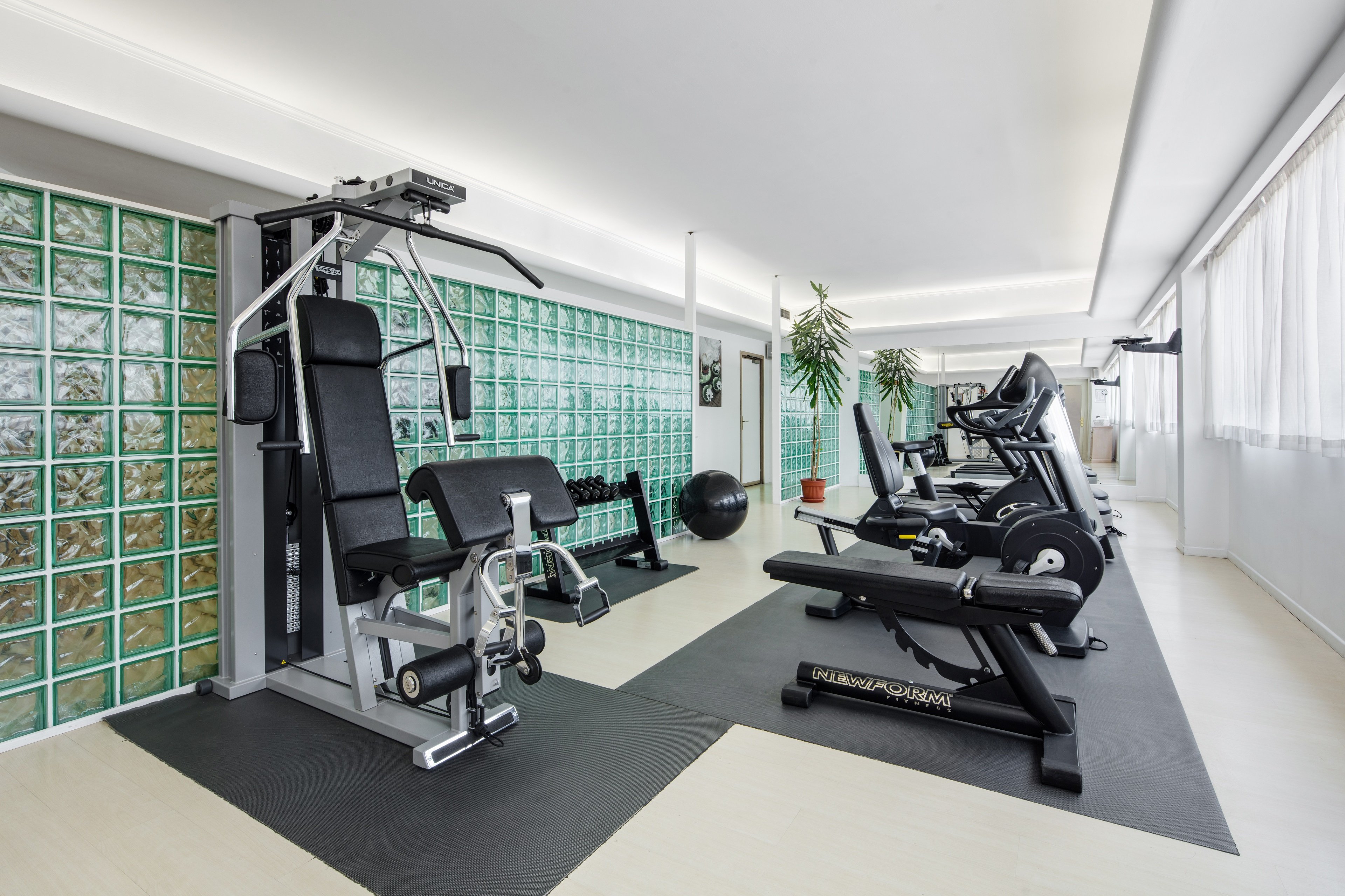 Holiday Inn Rome Eur Parco Dei Medici 28/77