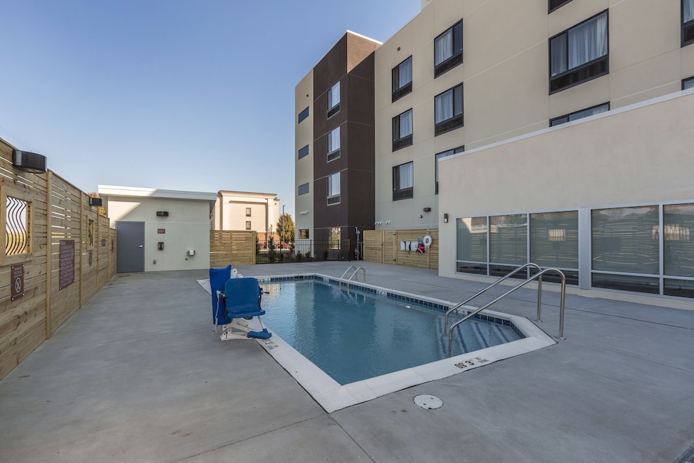 Towneplace Suites By Marriott Hopkinsville 4/29