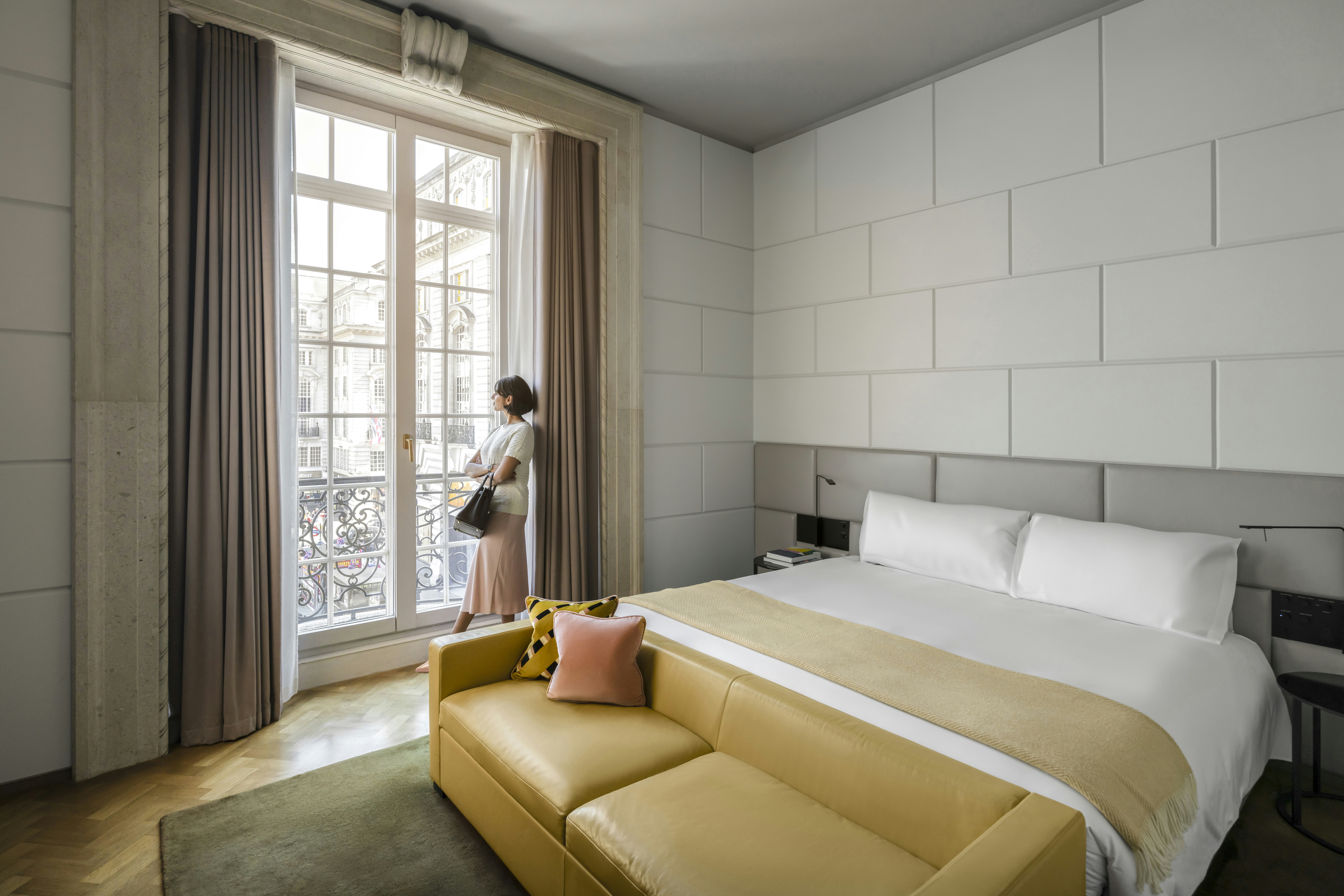 Regent, Grand, Suite