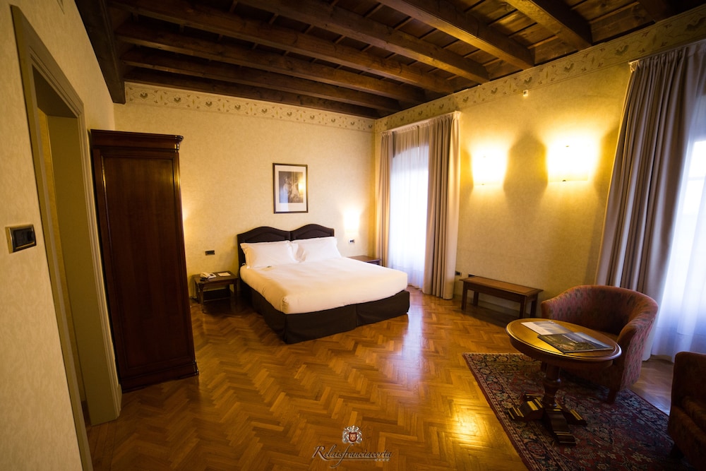 Relaisfranciacorta 25/73