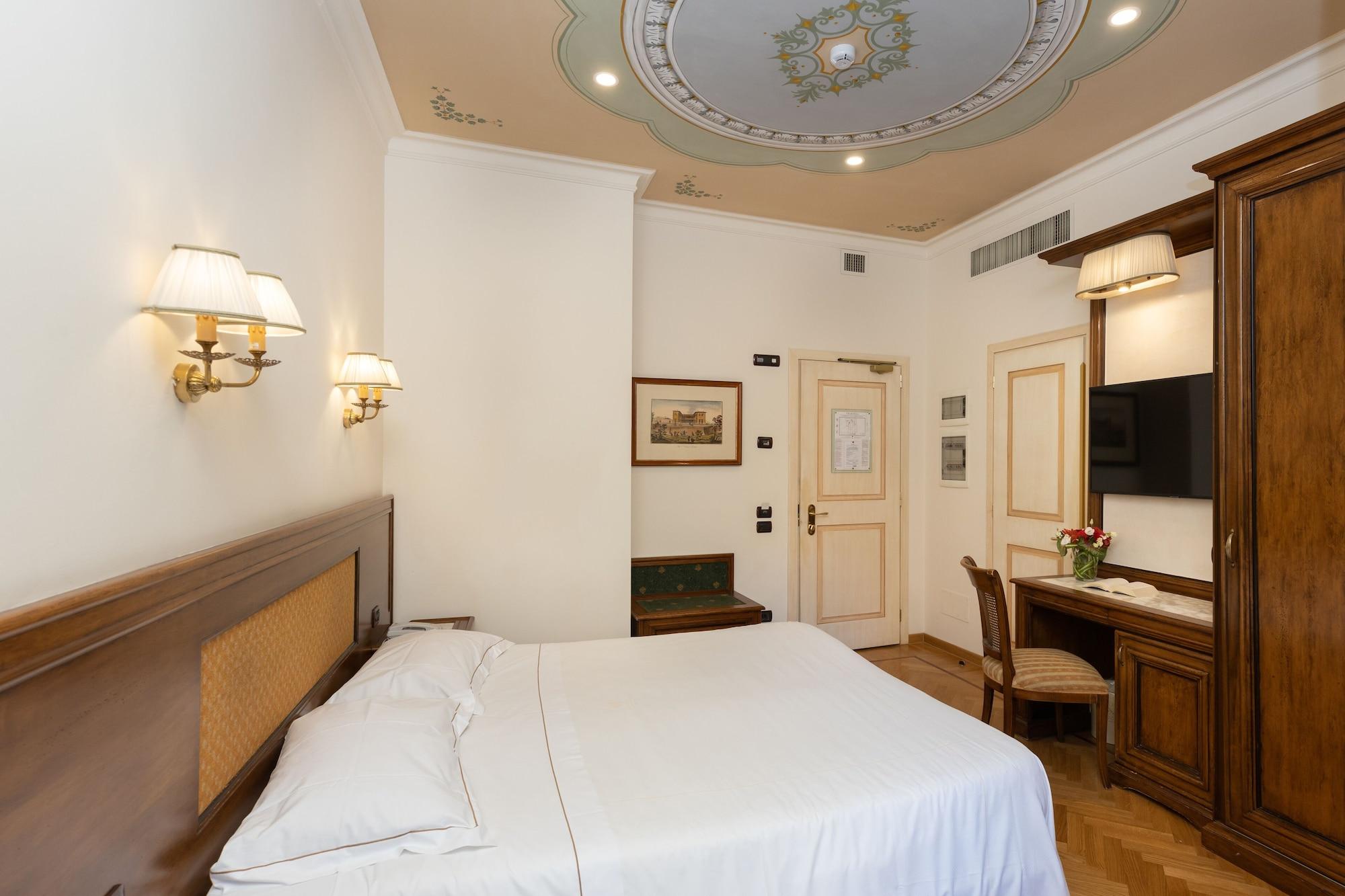 Classic, Double Bed