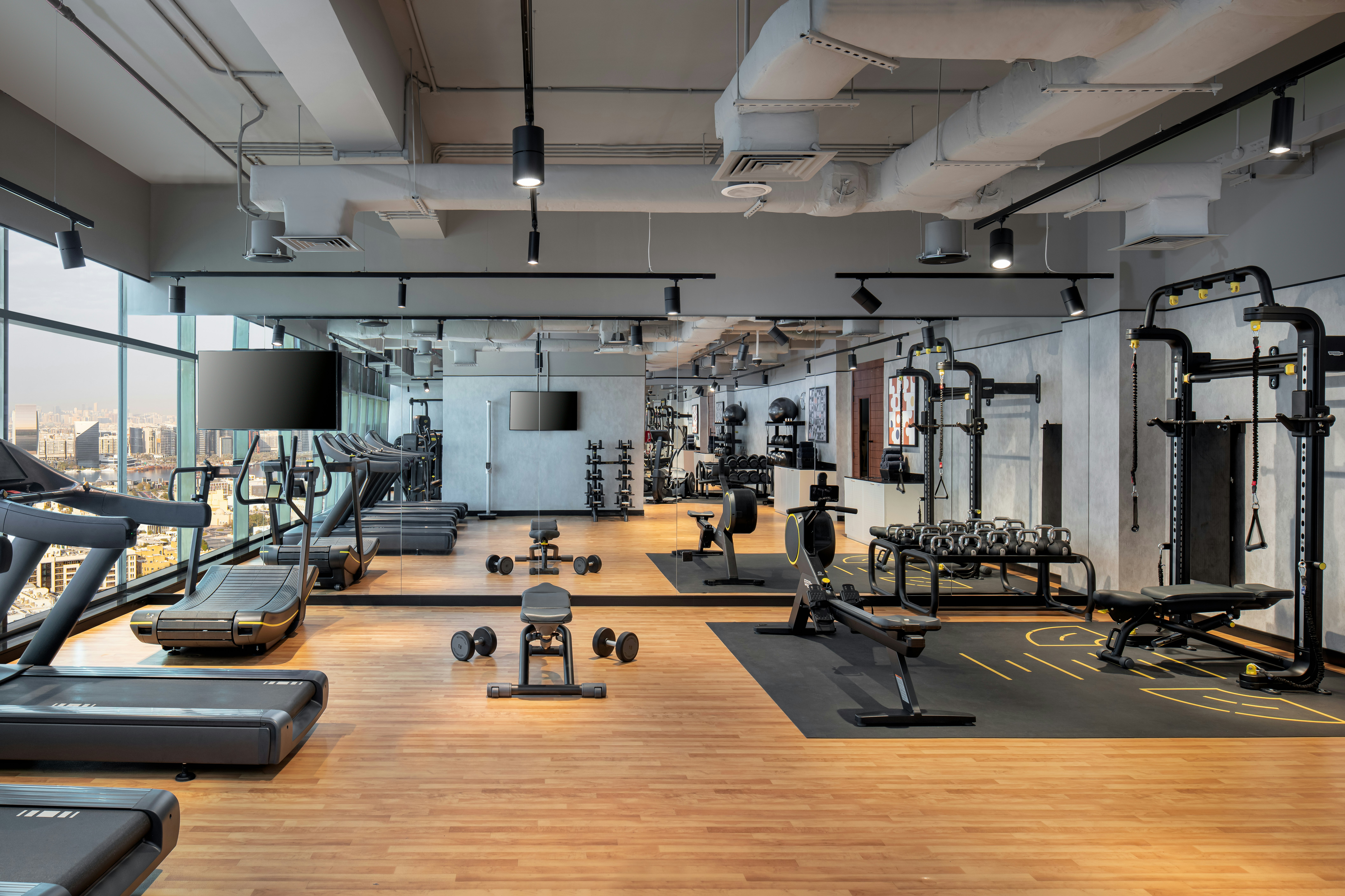 DoubleTree by Hilton Dubai M square Hotel and Residences 7/34