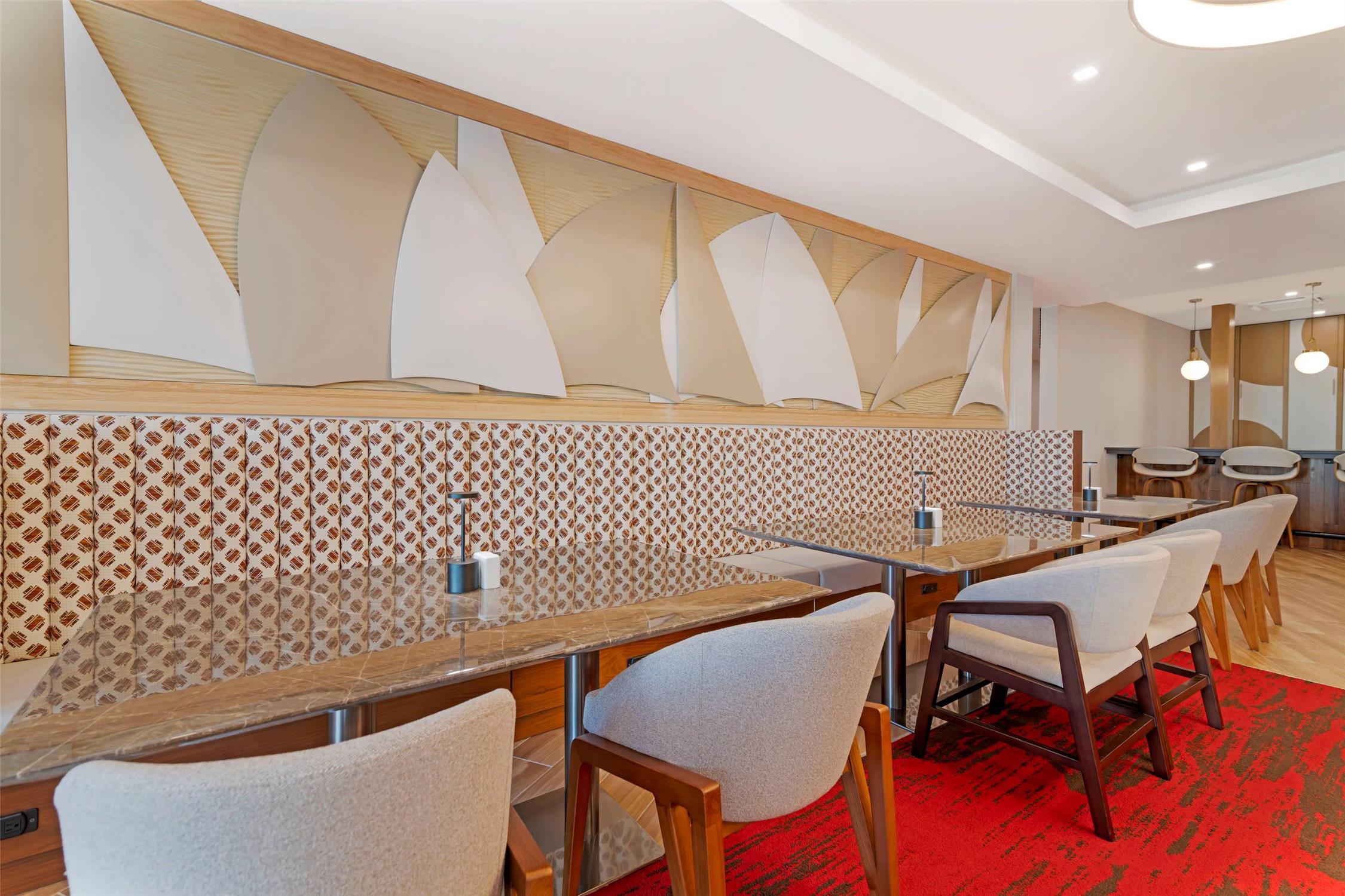 Cambria Hotel & Suites Plymouth 20/30