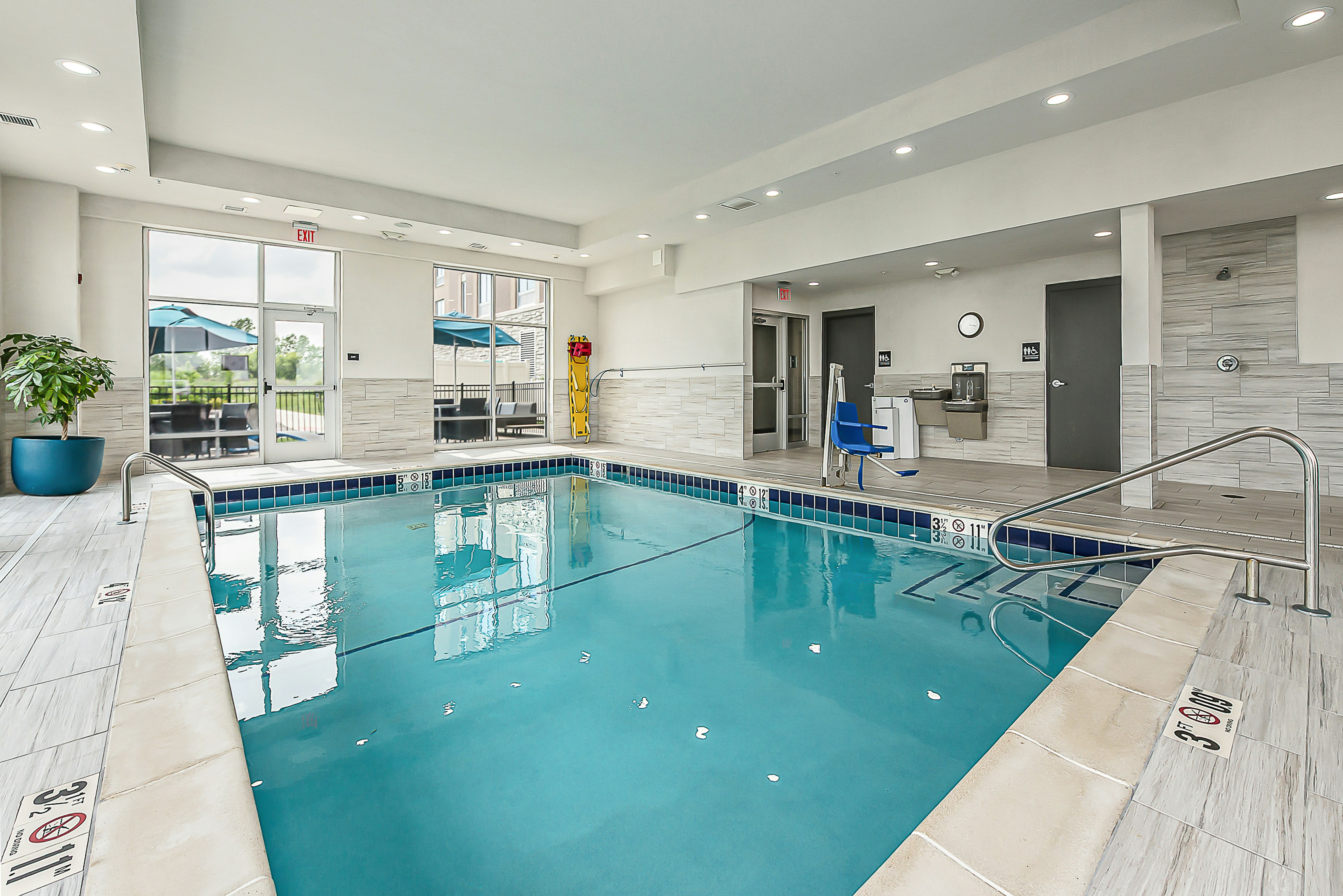 Hampton Inn and Suites Howell 16/41