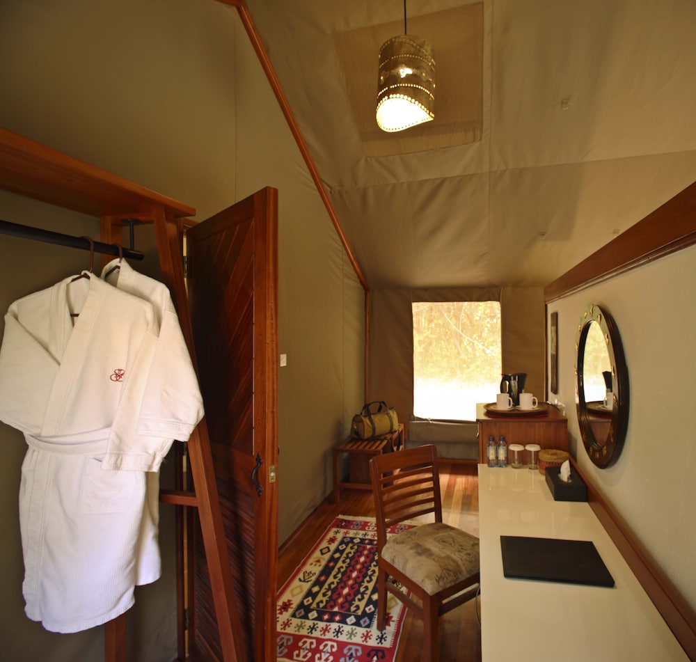 Sarova Mara Game Camp 11/50
