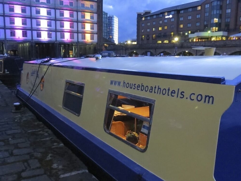 Houseboat Hotels - Hotel boat 1/31
