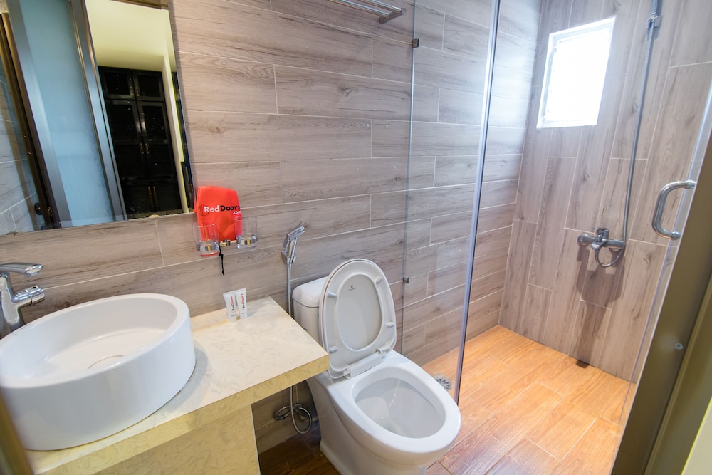 غرفة قياسية بسرير مزدوج، Reddoorz Plus Near Ba Chieu Market 5/6