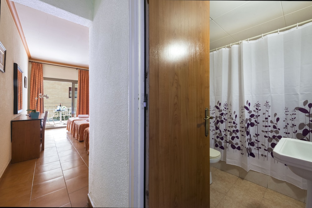 Hotel Marisol 49/50