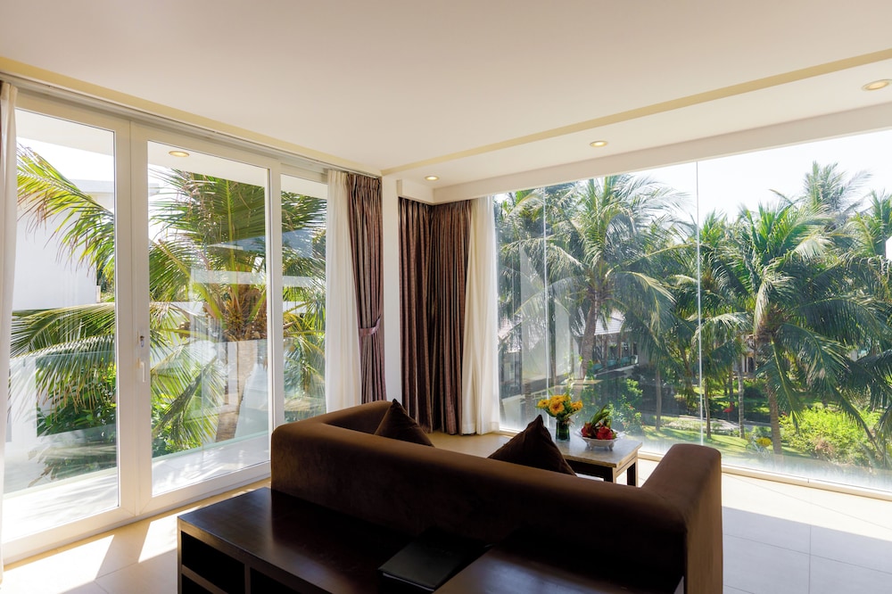 Villa Del Sol Beach Villas & Spa 43/62