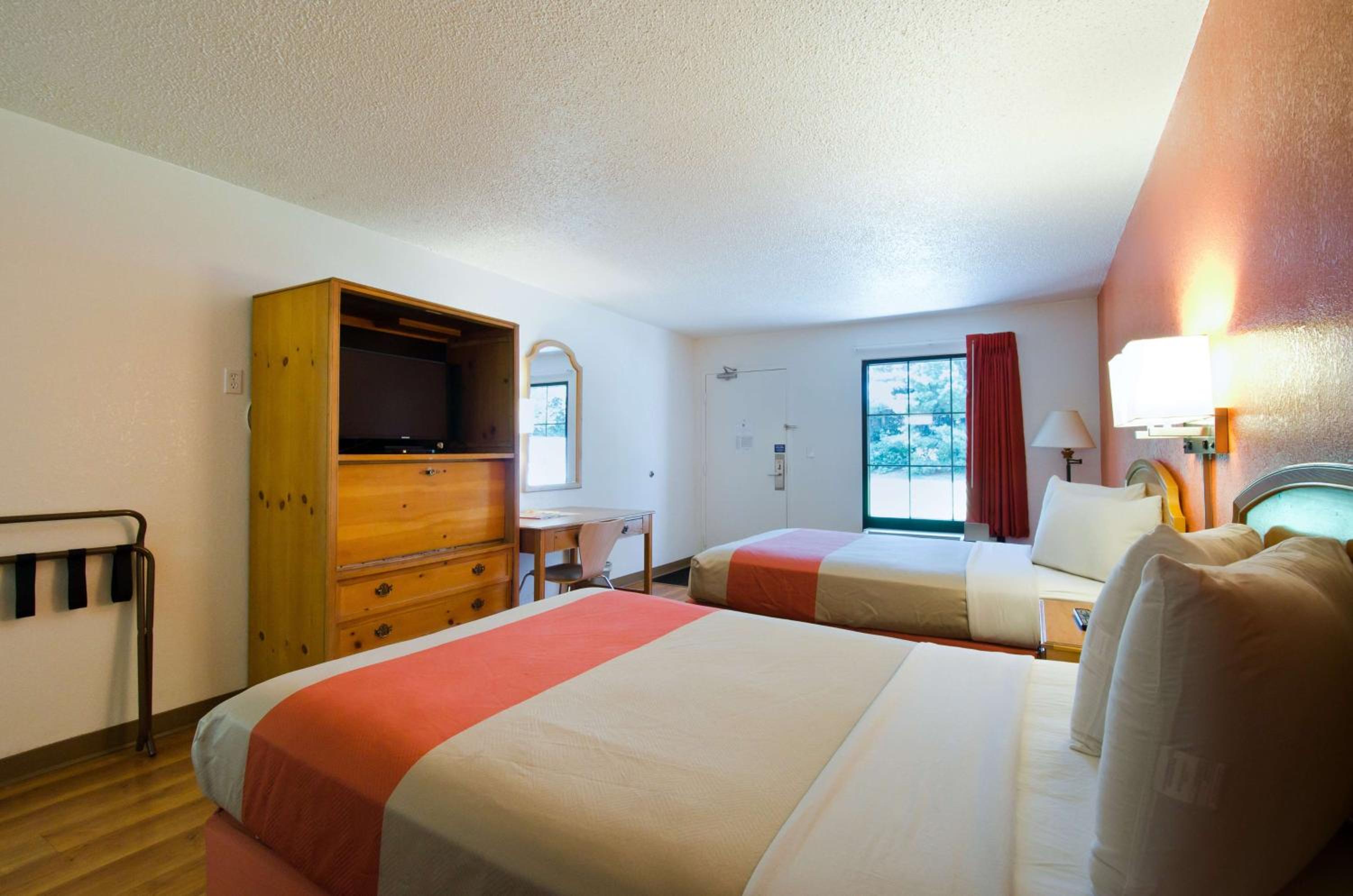 غرفة رباعية لذوي الإعاقة