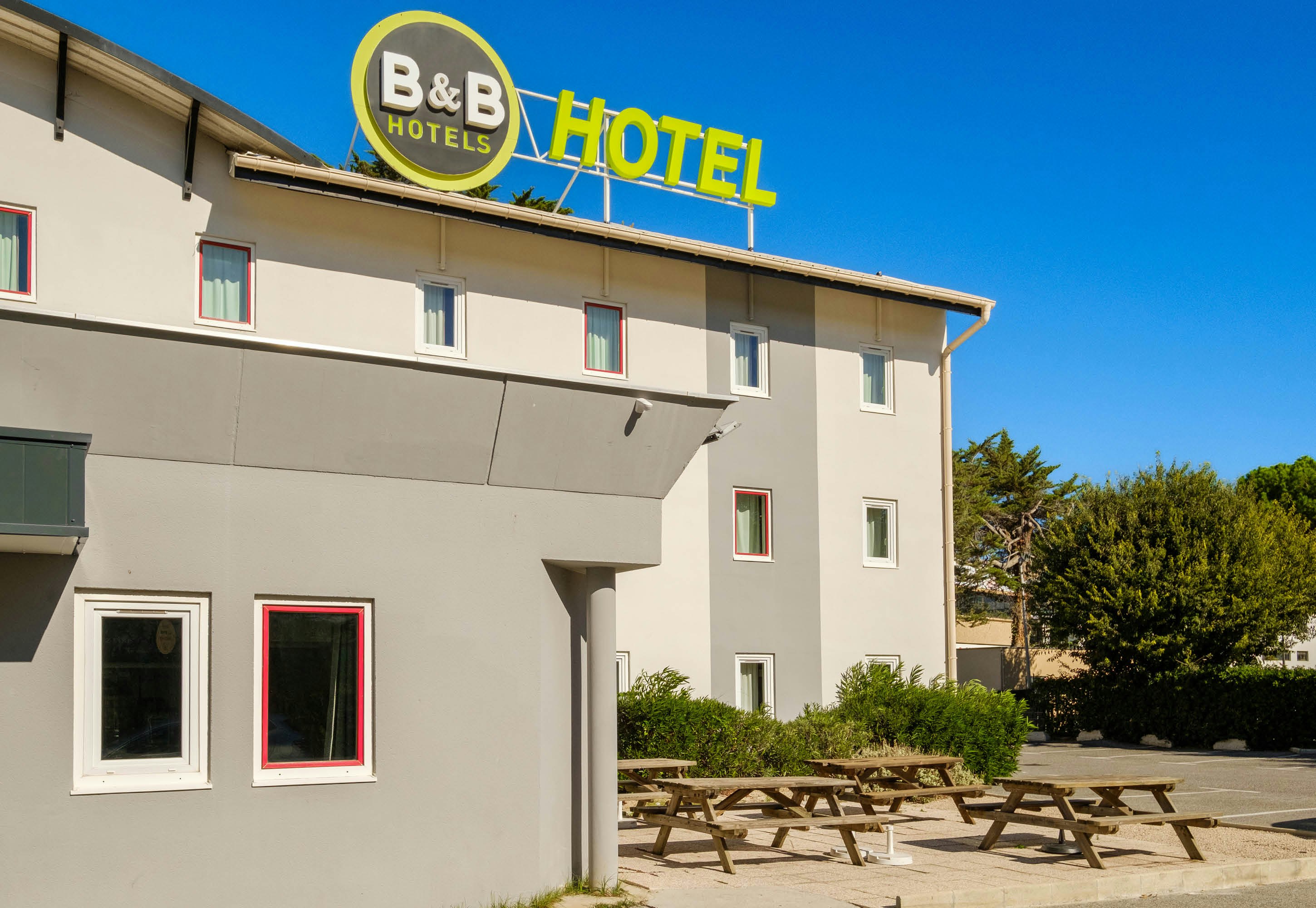 B&B Hotel Villeneuve Loubet Plage in VILLENEUVE LOUBET