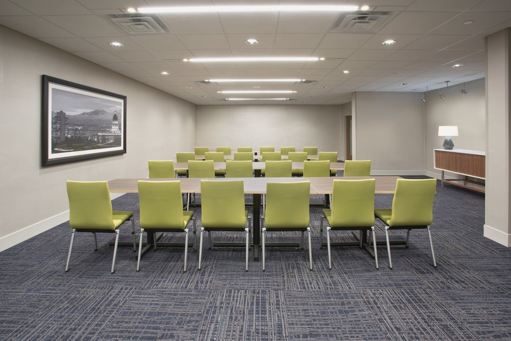 Holiday Inn Express And Suites Ruston 52/57
