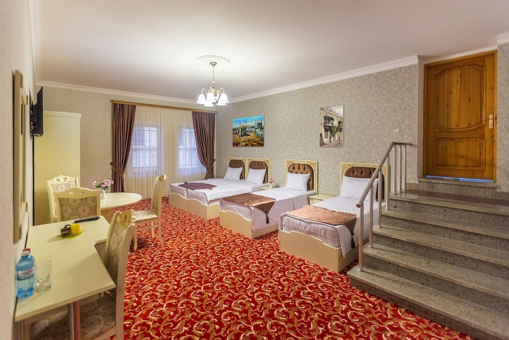 Iva Old City Hotel 20/50