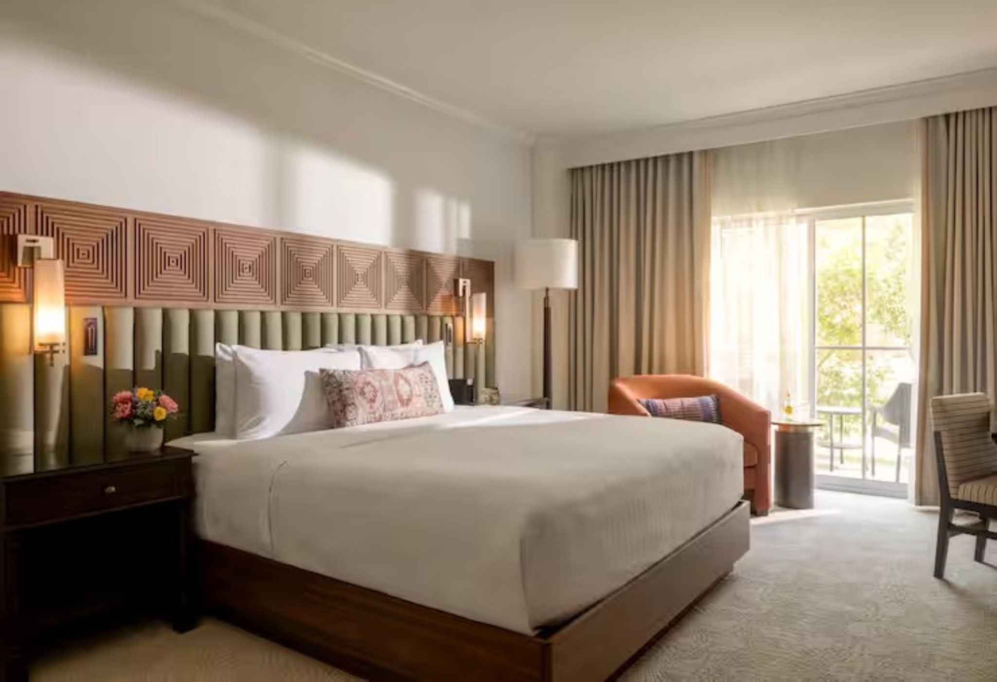 Guest Room, Deluxe, King Bed, Hill Country View، Signia by Hilton La Cantera Resort & Spa 3/4