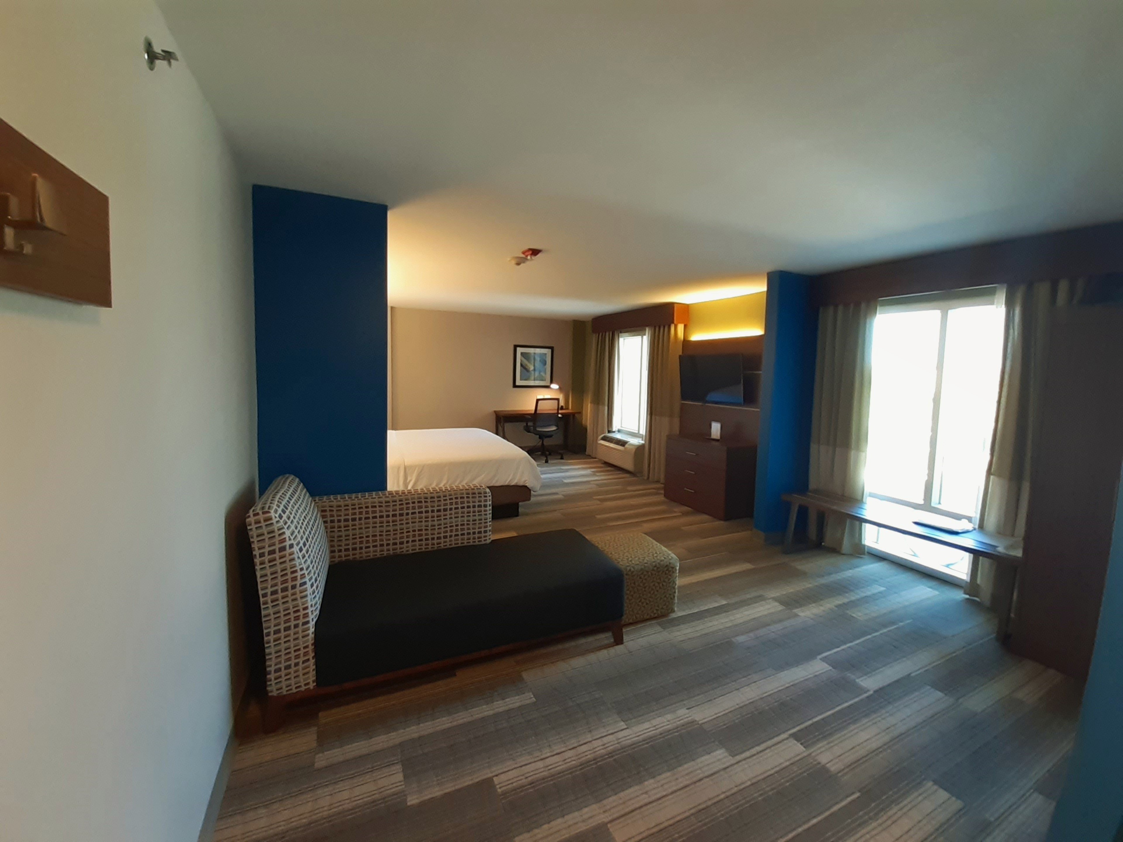Holiday Inn Express Hotel and Suites Trincity Trinidad Airport 21/34