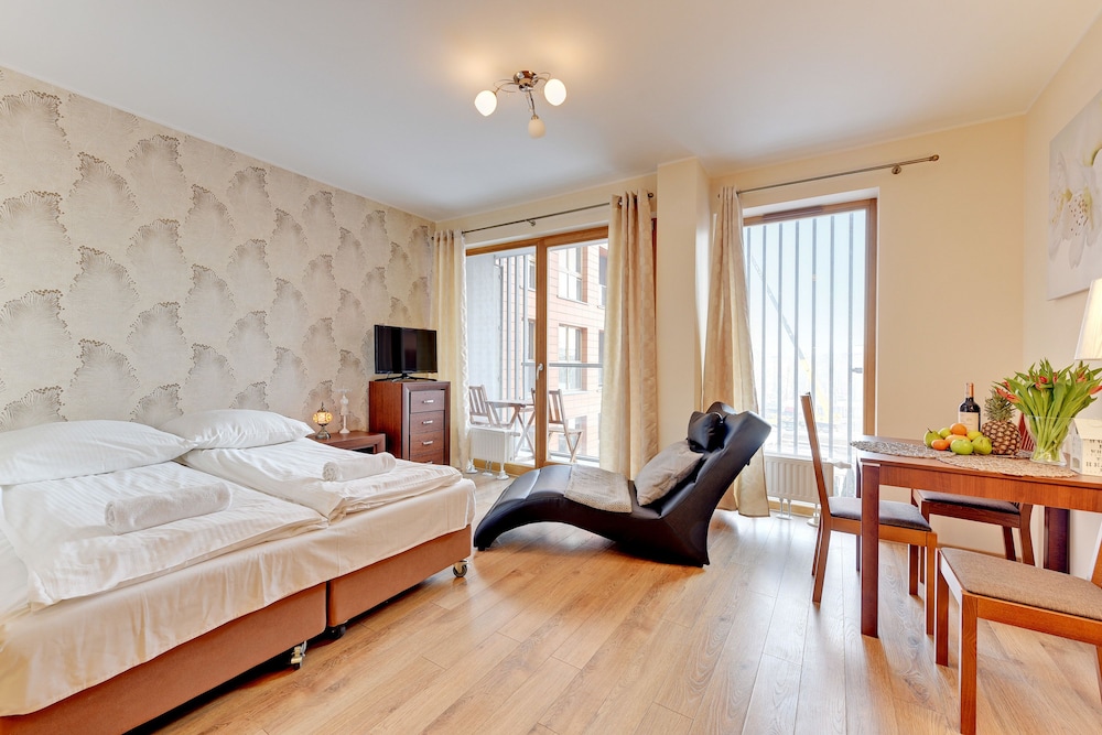 Apartinfo Island Apartments 17/50