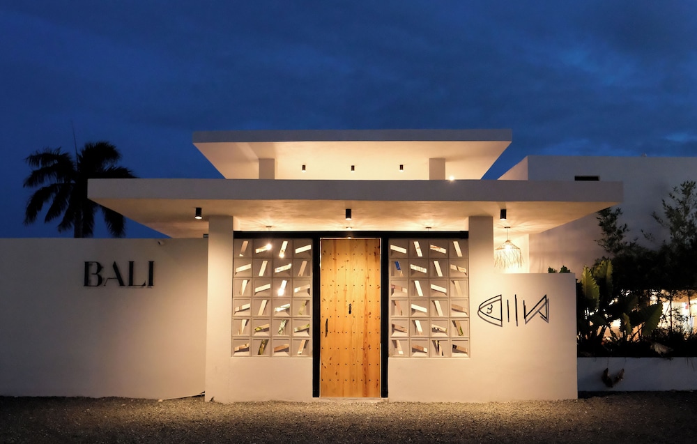 Bali Hotel Adults Only Isla Verde, a Trademark by Wyndham 2/62