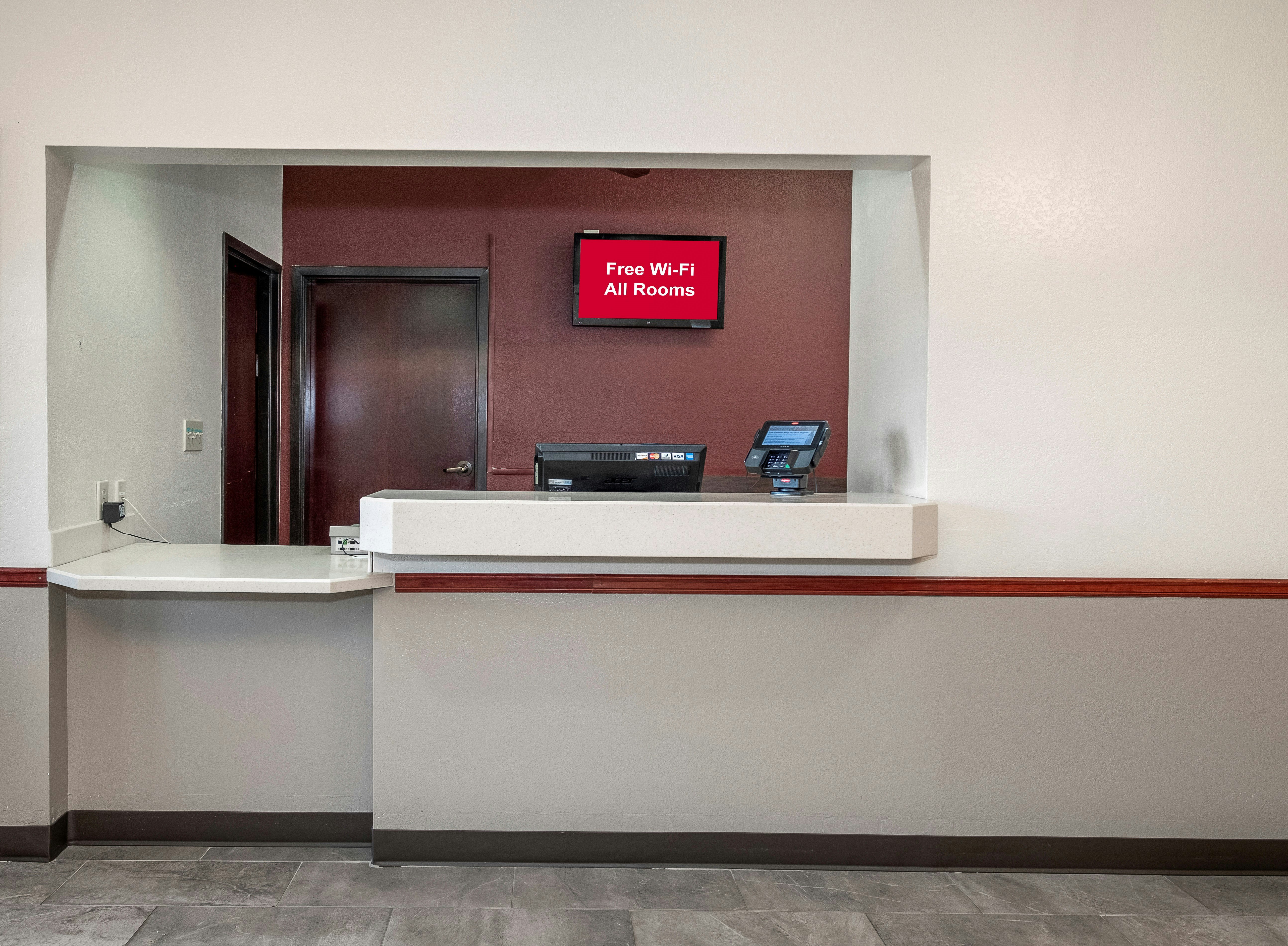 Red Roof Inn Hartselle 5/17