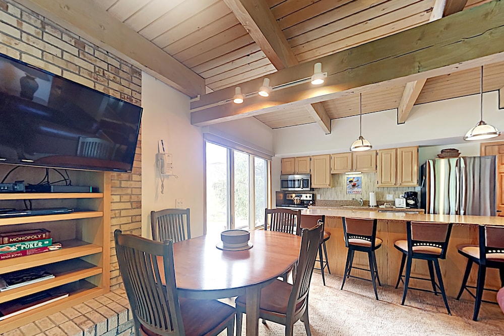 Timberline Condominiums 66/81